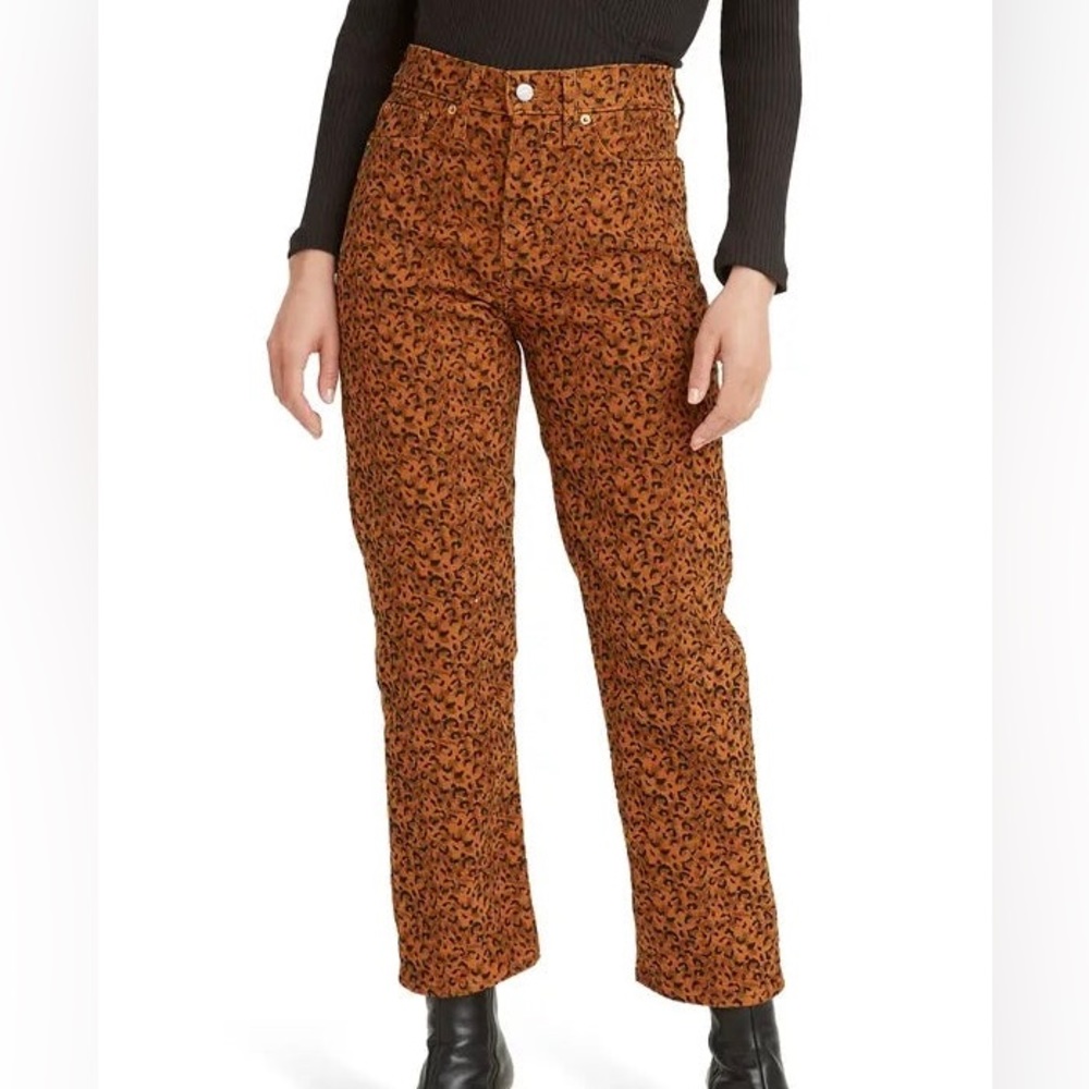 NWT Levi’s Leopard Corduroy Wedgie Straight Jeans